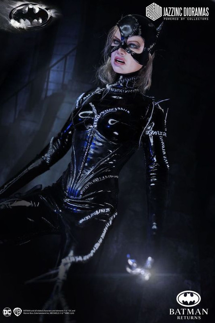 Jazzinc 1/6 Scale Batman Returns - Catwoman Figure (Deluxe Battle Damaged Edition)
